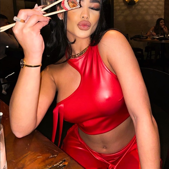 Red Vinyl Set - Picture 2 of 3